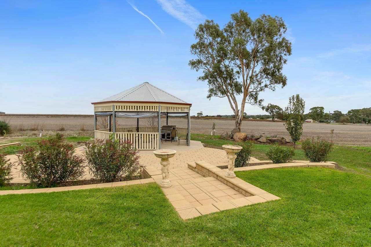 Barossa Vineyard Cottages Танунда Экстерьер фото